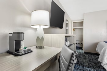 Standard Room, 2 Queen Beds, Non Smoking, Refrigerator & Microwave