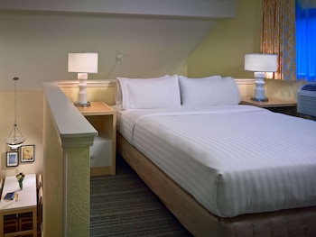 Suite, 2 Bedrooms, Fireplace