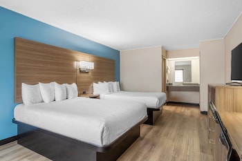 Room, 2 Queen Beds, Non Smoking