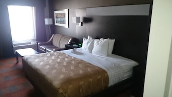 Standard Room, 1 King Bed, Smoking