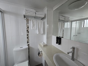 Suite, Multiple Beds, Non Smoking