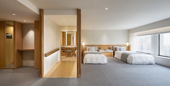 Junior Suite Twin, Non Smoking (Universal Design)