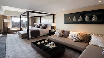 Suite, 1 Bedroom, Club Lounge Access, Bay View (Jetted Tub)