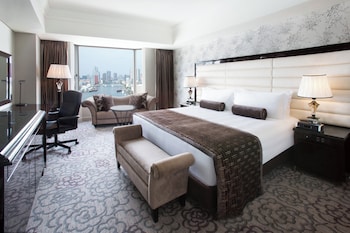 Classic Room, 1 King Bed, Club Lounge Access, River View