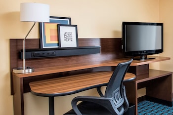 Room, 1 King Bed (Hearing Accessible)