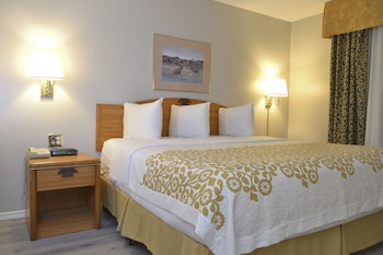 Room, 1 Queen Bed, Non Smoking