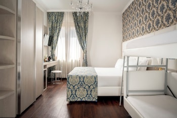 Classic Quadruple Room