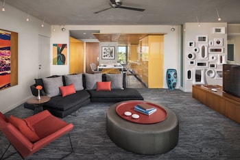 Two Bedroom Tower Suite King