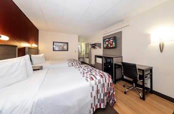 Deluxe Room, 2 Double Beds, Smoking