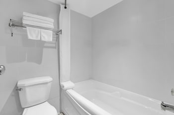 Superior Room, 1 King Bed