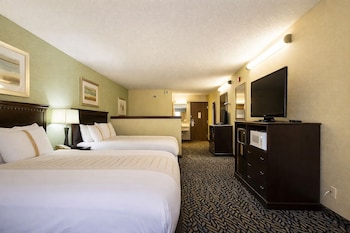 Room, Non Smoking (2 Queen Beds Suite)
