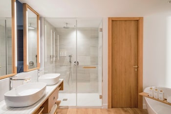 Red Level One Bedroom Suite