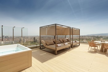 The Royal Penthouse Suite Red Level (2+2)