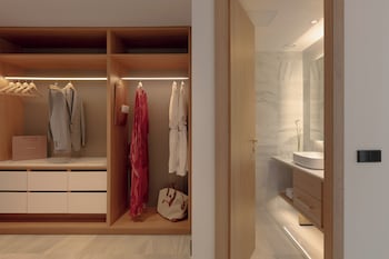 The Royal Penthouse Suite Red Level (2+2)
