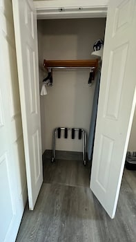 Deluxe Suite, 1 King Bed, Non Smoking