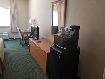 Standard Room, 1 King Bed, Non Smoking