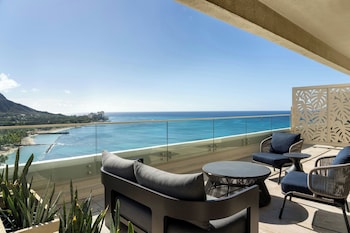 Penthouse, Non Smoking (View)