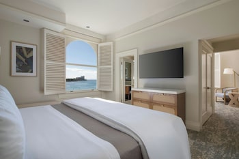Banyan Ocean View One Bedroom King Suite, Newly Renovated
