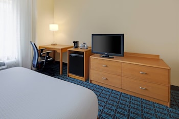 Standard Room, 1 King Bed (Mobility/Hearing Accessible, Tub)