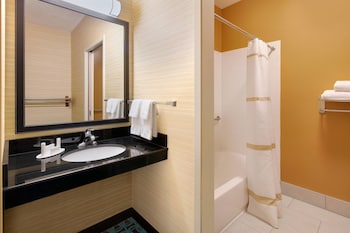 Standard Room, 1 King Bed (Mobility/Hearing Accessible, Tub)