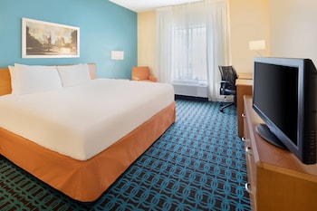 Standard Room, 1 King Bed (Mobility/Hearing Accessible, Tub)