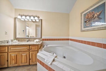 Suite, 1 Bedroom (Sunset View)