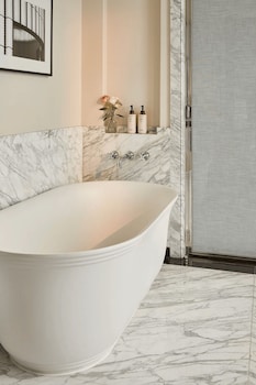 Mayfair Balcony Room