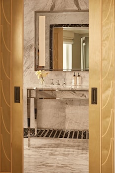Deluxe Junior Suite