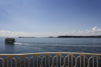 Classic Double Room, Balcony, Lake View