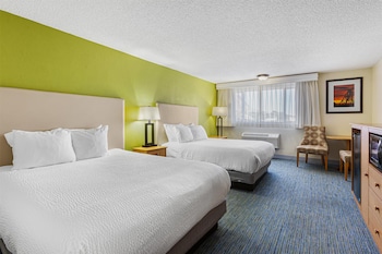 Standard Room, 2 Queen Beds, Accessible, Non Smoking