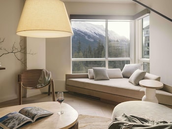 Suite, 1 Bedroom (Rimrock, Peak View)