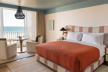 Oceanfront King with Balcony