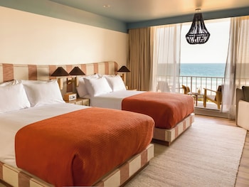 Oceanfront Double Queen with Balcony