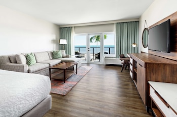 Room, 1 King Bed, Accessible, Ocean View (Mobility & Hearing, Roll-in Shower)