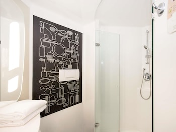 Standard Room, Multiple Beds