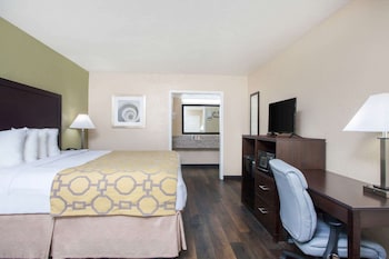 Room, 1 King Bed, Non Smoking