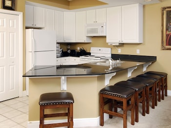 Condo, 2 Bedrooms, 2 Bathrooms, Sea Facing
