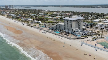 Double Room, 2 Queen Beds (Sunset View)