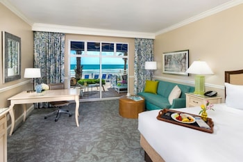 Room, 1 King Bed, Oceanfront (Cabana)