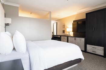 Junior Suite, 1 Queen Bed