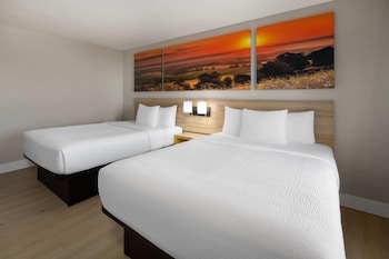 Room, 2 Queen Beds, Non Smoking