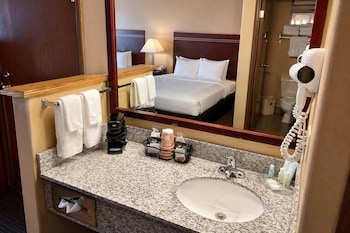 Standard Room, 2 Double Beds, Non Smoking