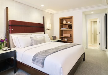 Suite, 1 Bedroom (Mountain Side)