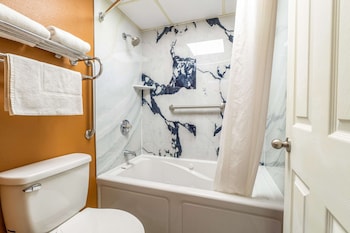 Suite, 1 King Bed, Non Smoking (Upgrade)
