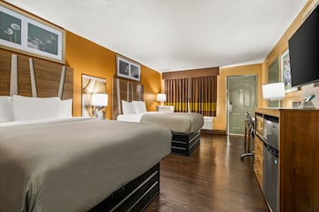 Standard Double Room, 2 Double Beds, Smoking