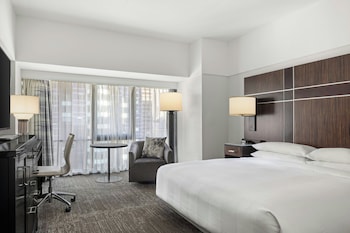 Deluxe Room, 1 King Bed (Hearing Accessible)