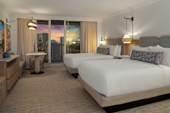 Signature Gulf View Two Queen Beds