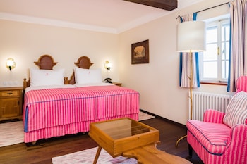 Classic Room, 1 King Bed