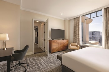 Grand Signia Suite