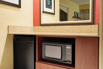 Suite, 1 Bedroom, Hearing Accessible, Balcony